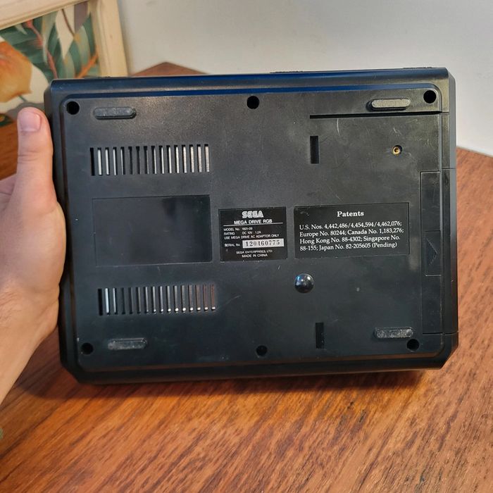 Sega Mega Drive 16 Bit plus 2 manette officielle - photo numéro 14