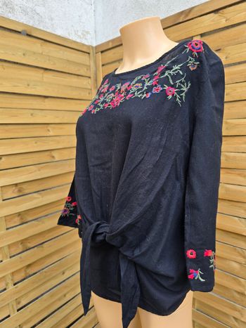 Tunique brodée 🍒Zara🍒 taille M