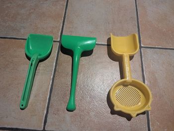 Ustensiles pour jouer au sable 