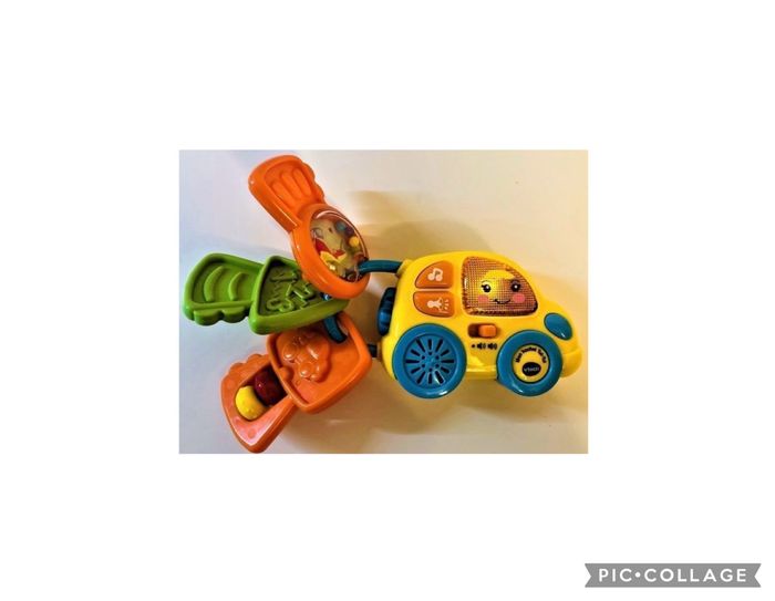 Vtech Tut Tut Bolides mon hochet trousseau de clés parlant lumineux et musical en forme de voiture découverte des couleurs et des premiers chiffres textures motricité fine véhicule 3-24 mois lot SOP77