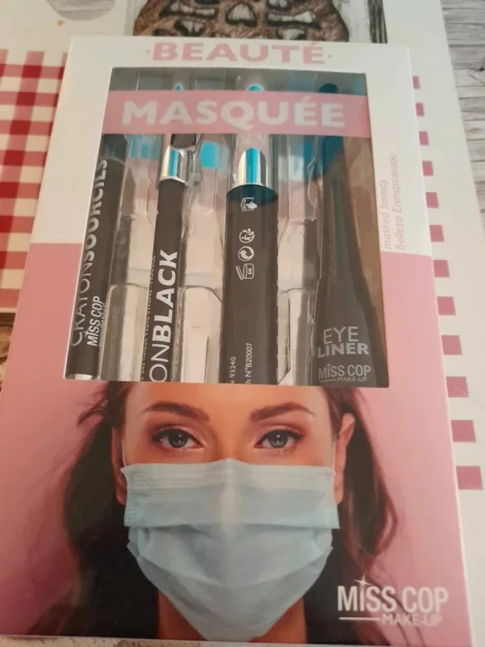 lot maquillage - photo numéro 8