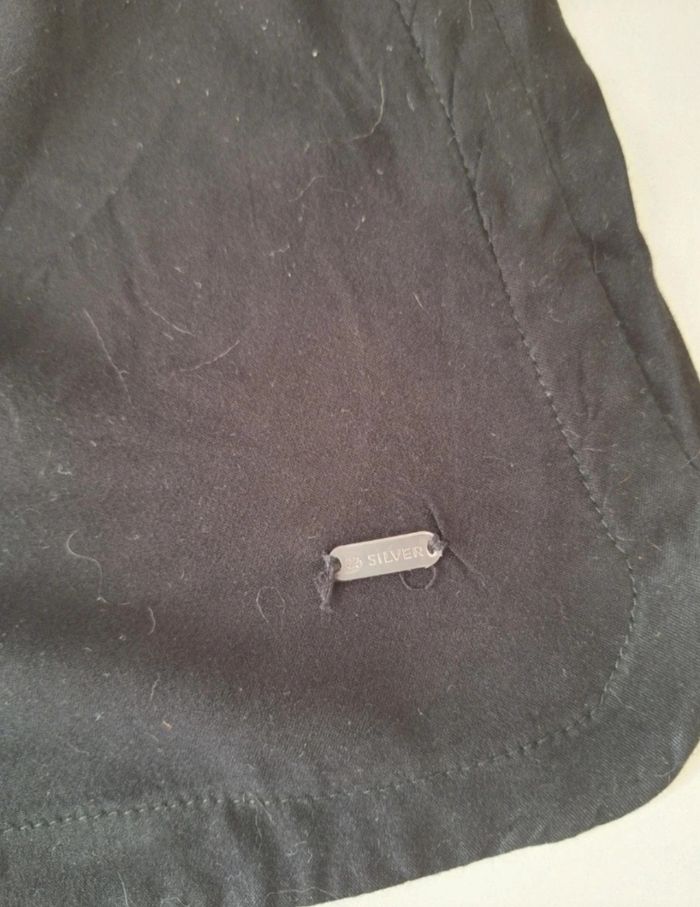 Short noir fluide et large - photo numéro 3