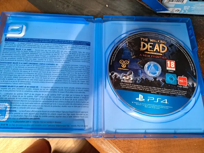 The walking dead ps4 - photo numéro 2