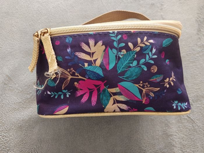 Trousse de toilette