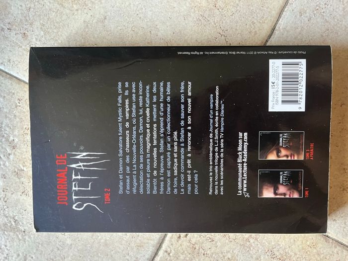 Lots de livre Vampire diaries - photo numéro 5