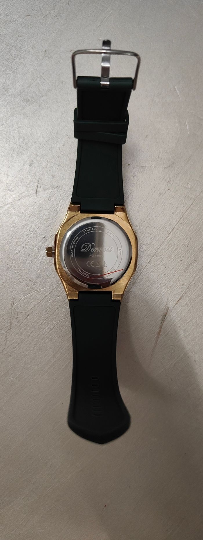 Montre à chiffre arabe - photo numéro 6