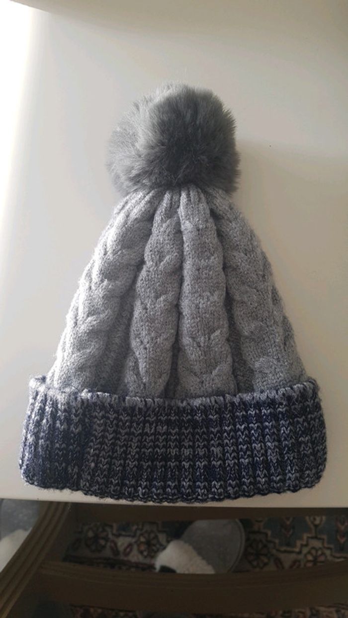 Bonnet neuf
