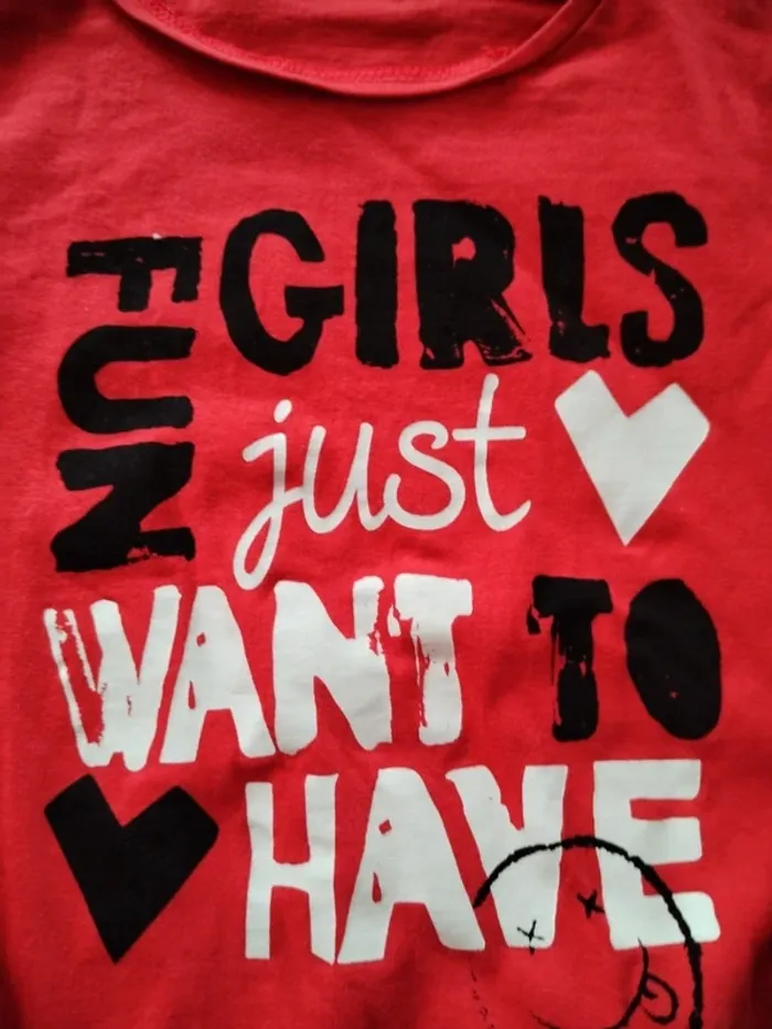 Tee shirt rouge 4 ans - photo numéro 2