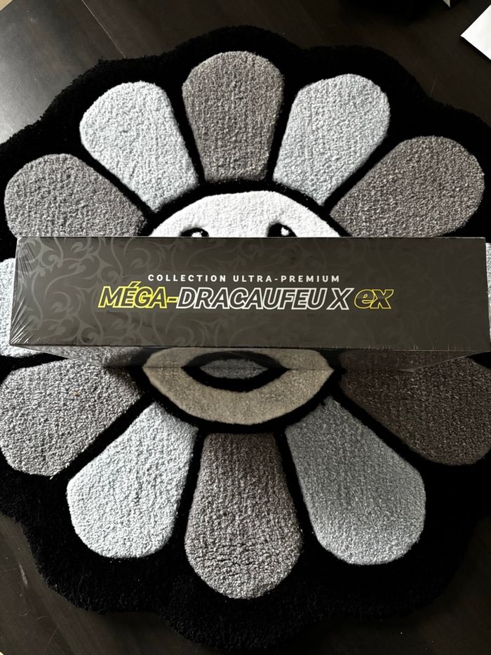 UPC Mega Dracaufeu ex - photo numéro 2