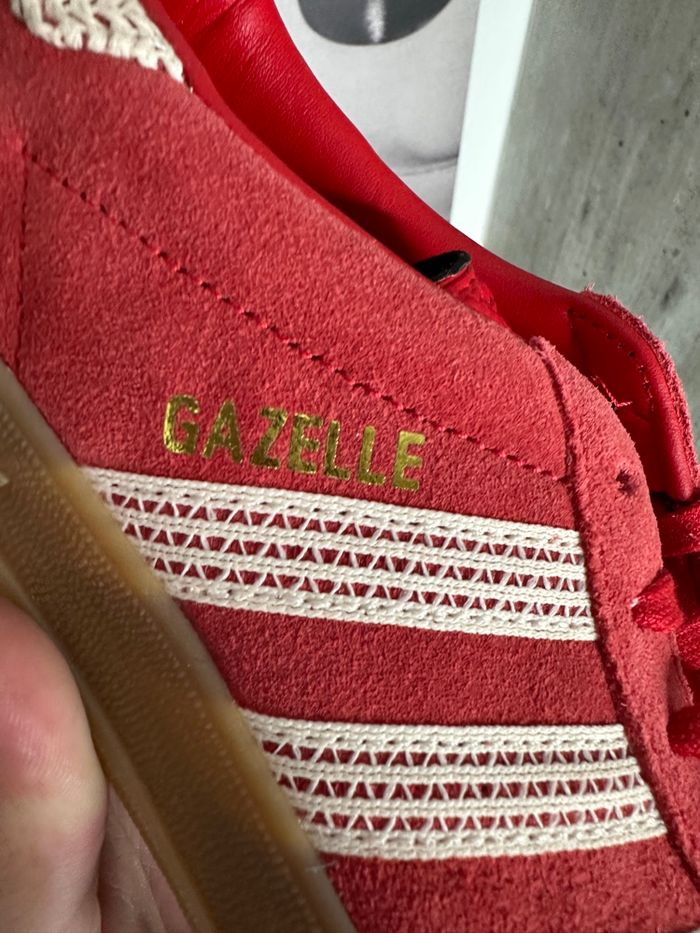 Adidas Gazelle indoor rouge wonder white - photo numéro 2