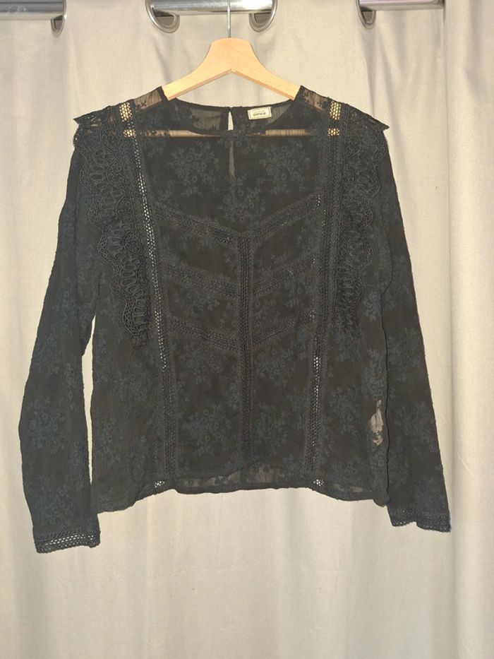 Blouse dentelle taille 44