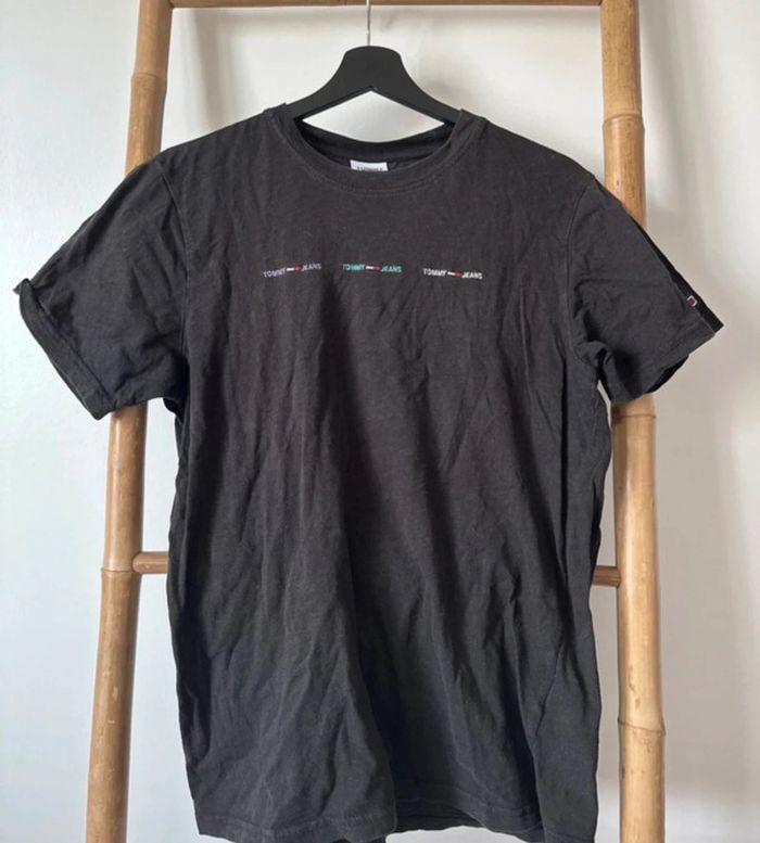 T-shirt noir Tommy Jeans