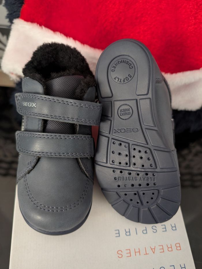 Chaussures garçon. Taille 24. Chaudes. Neuf, Geox. - photo numéro 6