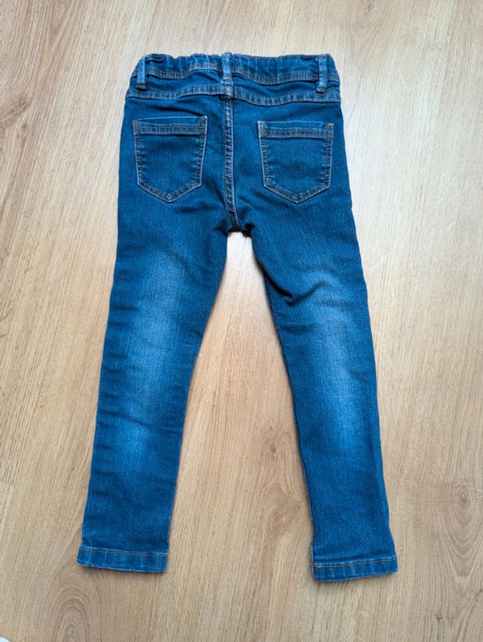 Jeans fille 4 ans - photo numéro 2
