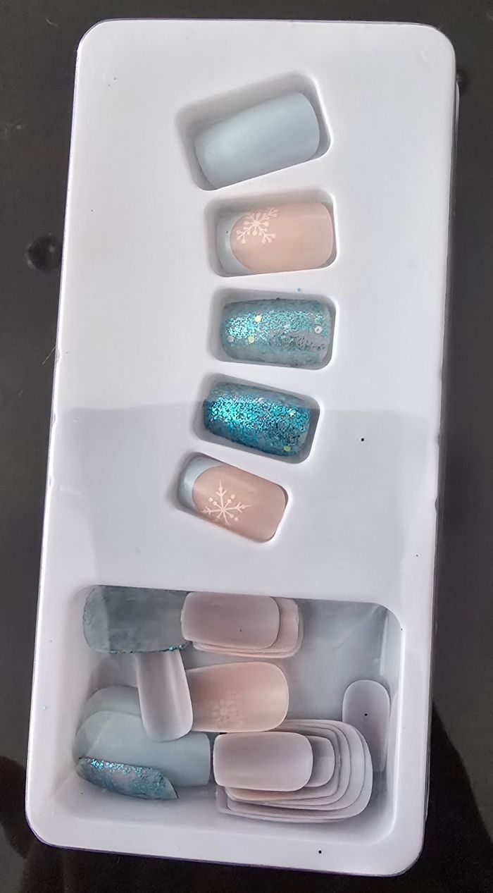Faux ongles - photo numéro 3