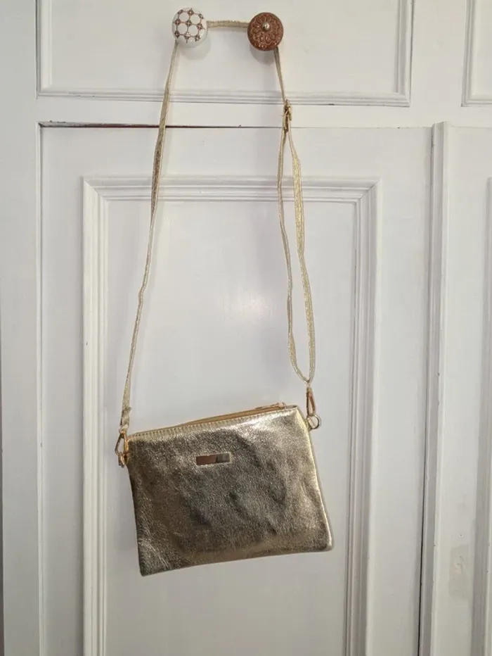 Sac à main doré – bandoulière – format compact & stylé - photo numéro 7