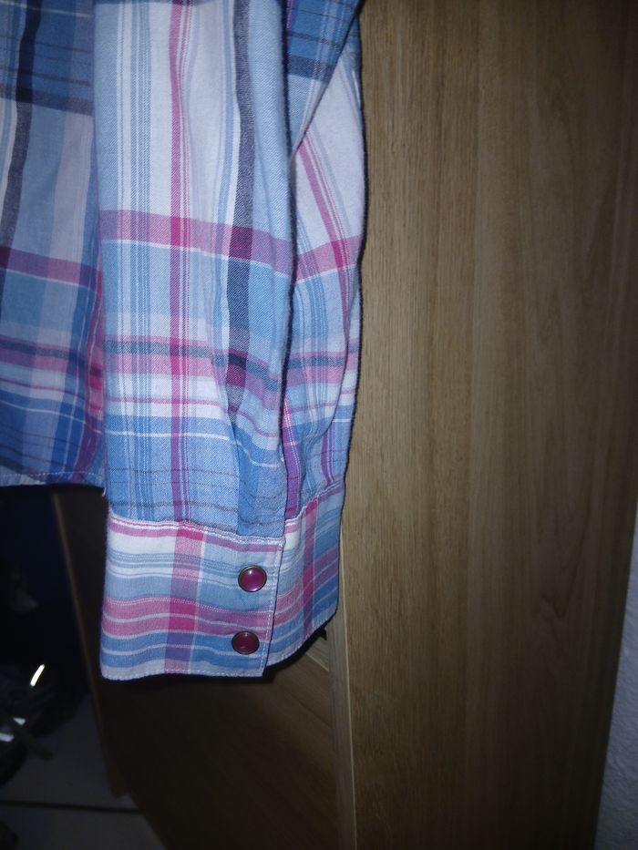 Chemise à carreaux pour femme - photo numéro 3