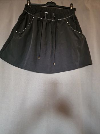 Jupe courte taille L