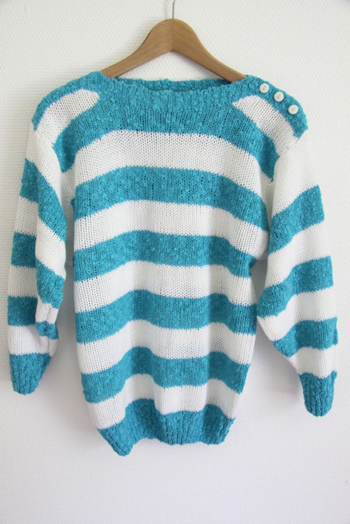 Vintage 80's neuf - Pull turquoise / blanc à bouclettes