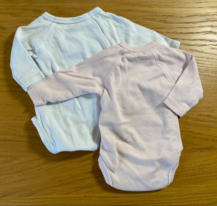 Kiabi Lot de 2 Bodies rose/blanc Taille 1 mois - photo numéro 4