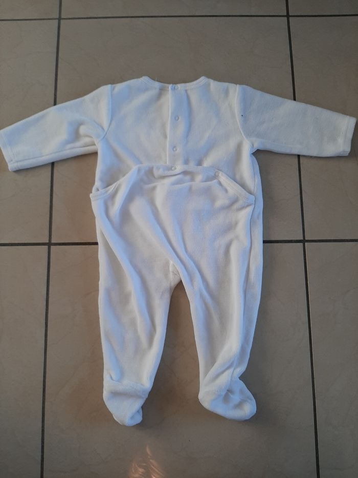 Pyjama 6 mois - photo numéro 2