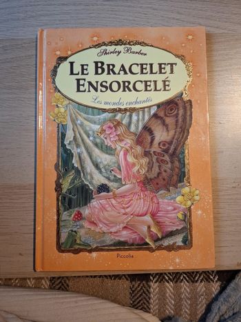 Le bracelet ensorcelé