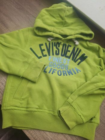 Sweat Levis