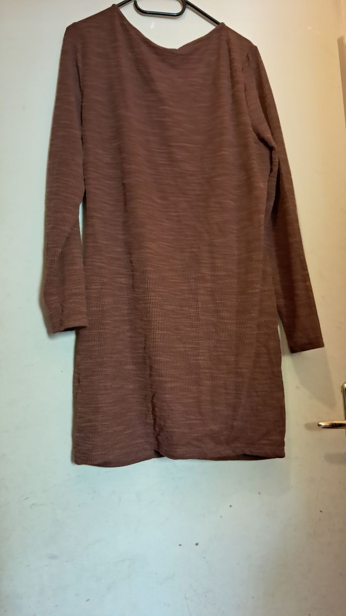 Robe femme chic. - photo numéro 2