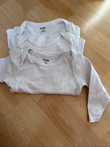 Lot de 3 bodys 9  mois