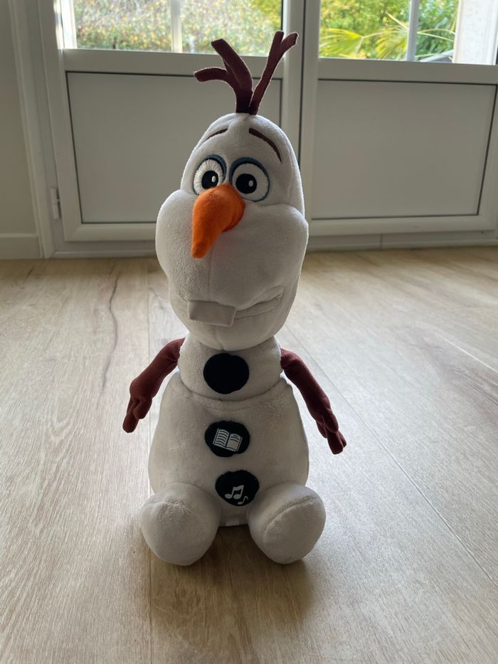 Olaf parle et chante