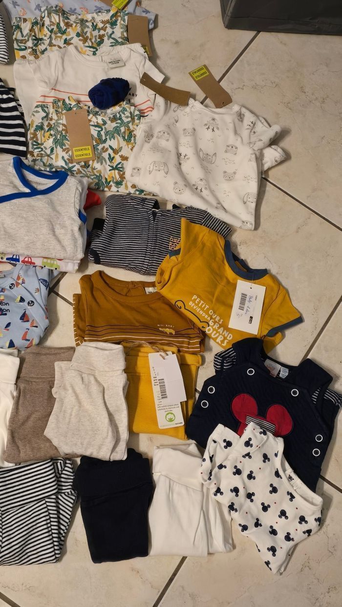 NEUFS !!! C est cadeau 🥰🤩👌sublime gros  lot  1 MOIS  garçon (Primptemps ete)💙🤩😍👍👌 - photo numéro 10