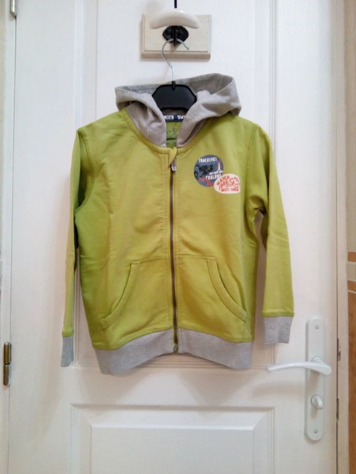 Sweat à capuche vert/gris T.4/5 ans - Tex