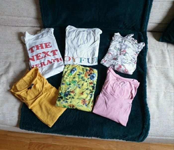 Lot important vêtements de grossesses - photo numéro 7