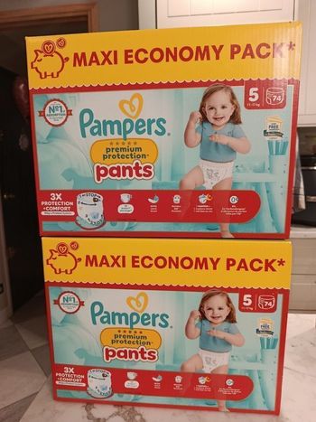 Couches Pampers Baby Dry taille 5 