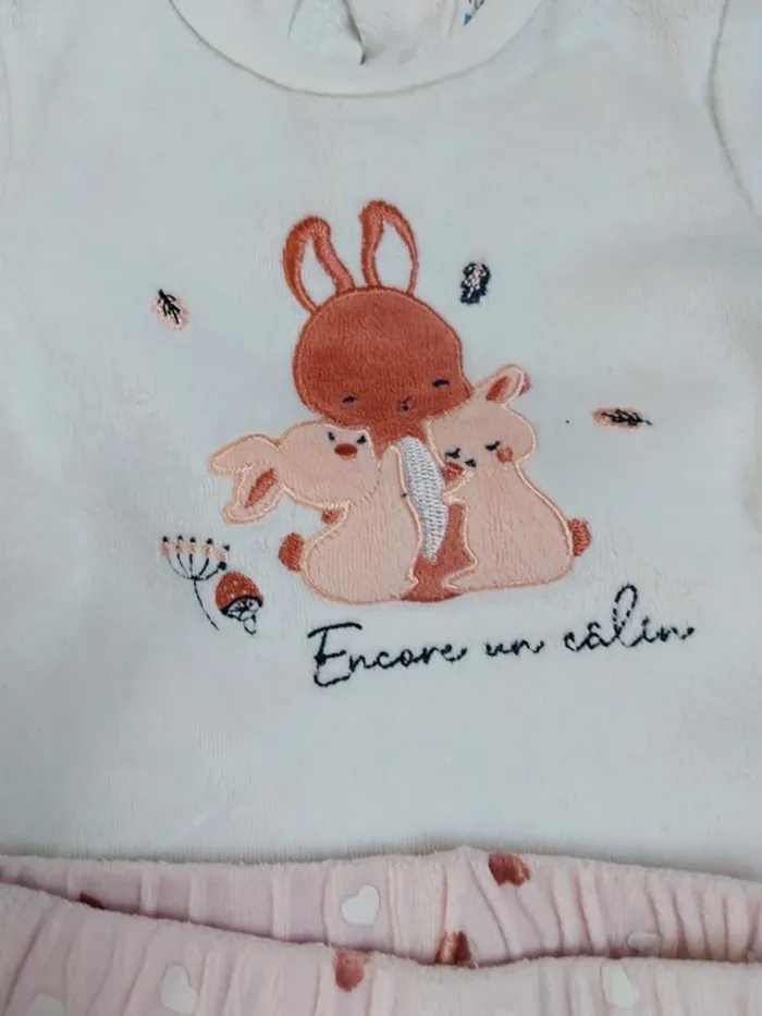 Pyjama 6 mois - photo numéro 2
