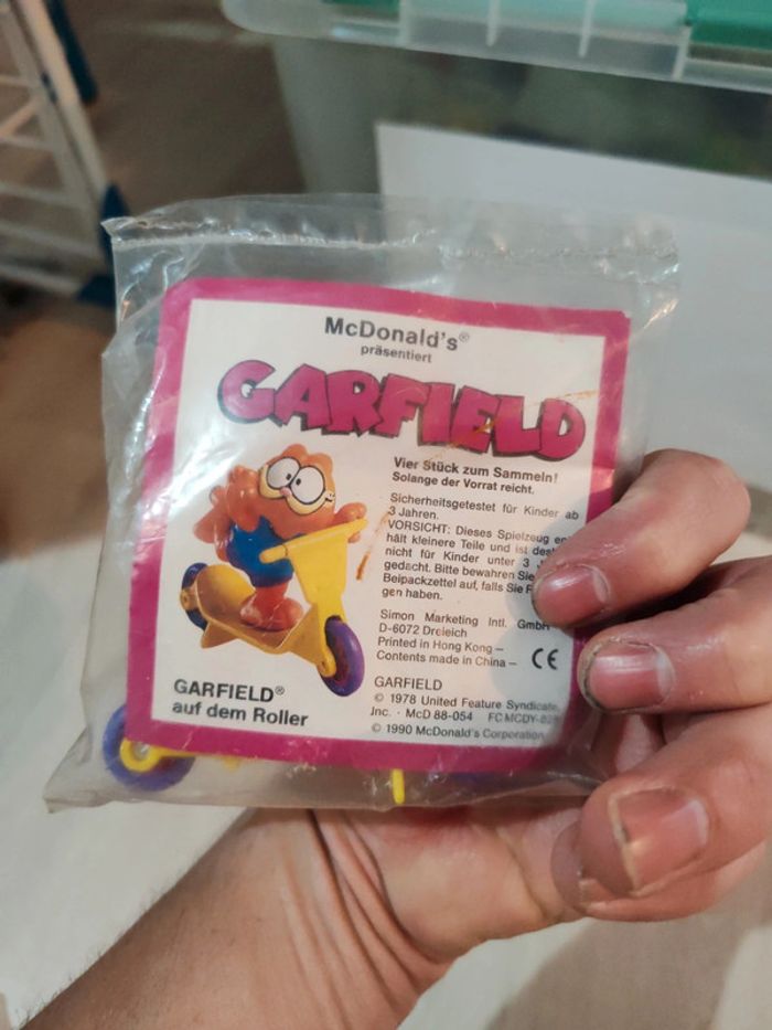 Figurine McDonald's Garfield - photo numéro 3