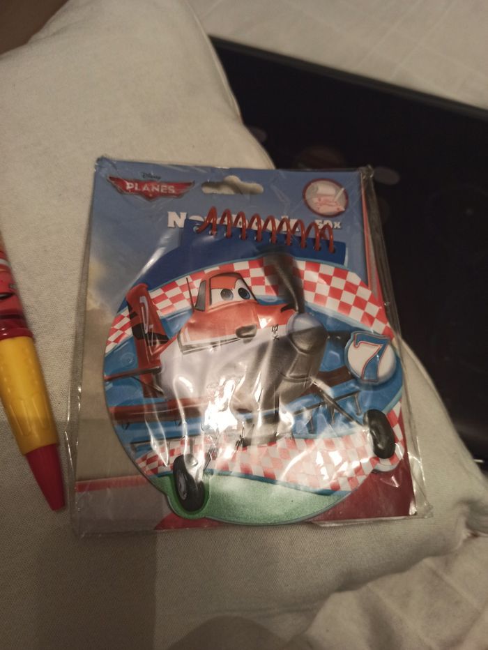 Set papeterie disney - photo numéro 3