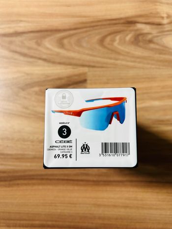 Lunettes de Soleil Cébé – Asphalt Lite x OM (Olympique de Marseille) Neuve