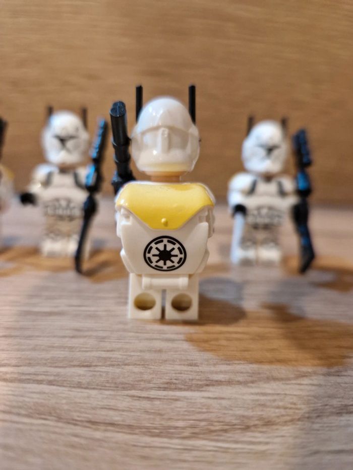 Figurines type lego 4 clones blanc star wars - photo numéro 4