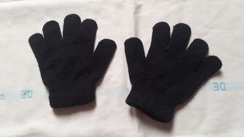 Gants noirs