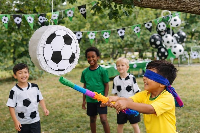 pinata Real Madrid pour Anniversaire enfant - photo numéro 4