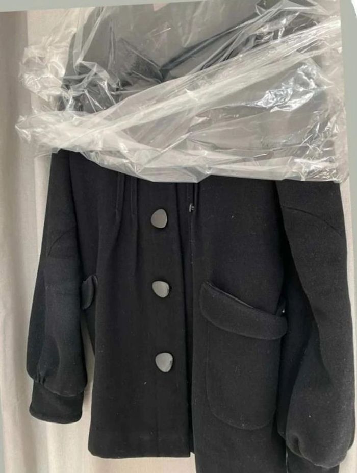 Manteau noir - photo numéro 7
