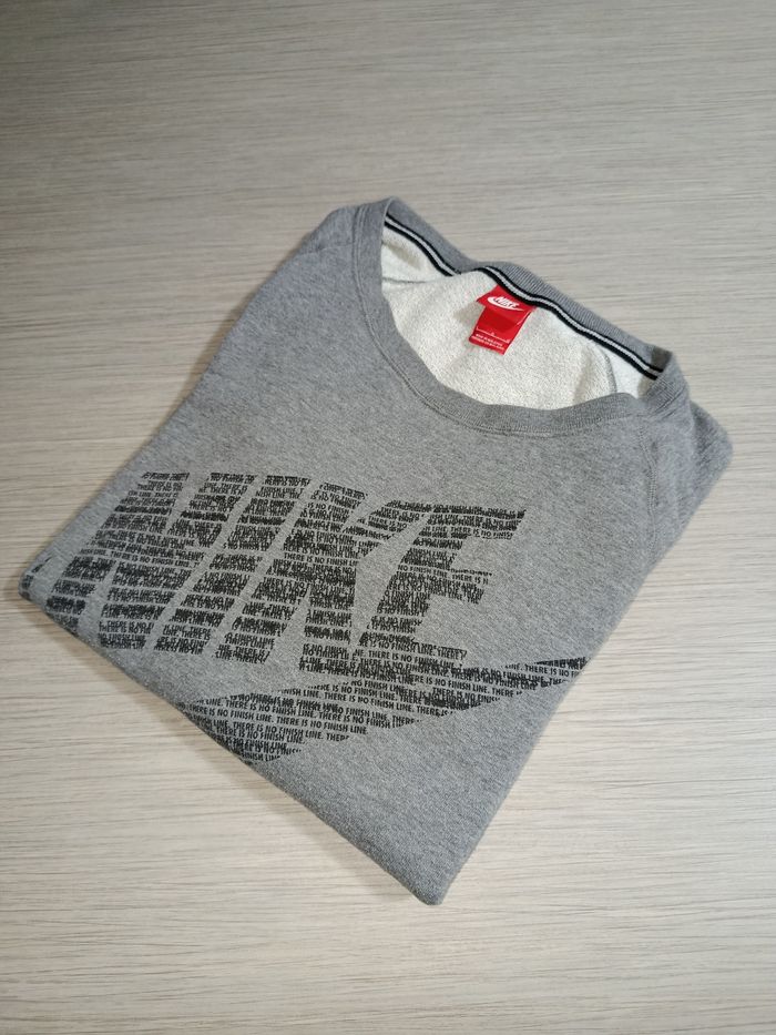 Pull vintage Nike gris Taille L