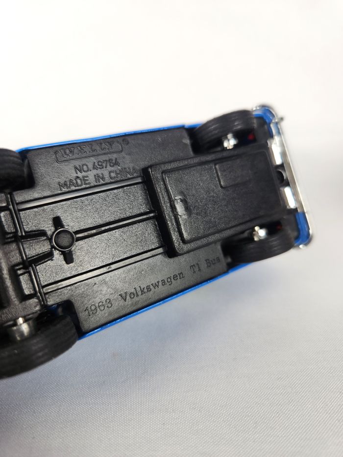 Lot 2 Bus Volkswagen Miniatures - Welly - Bleu & Jaune - photo numéro 7