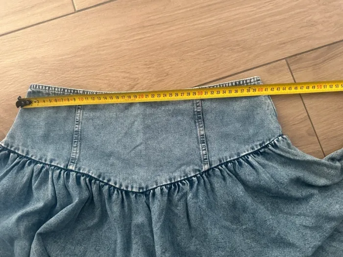 Jupe en jeans taille haute patineuse à l’ancienne - photo numéro 8