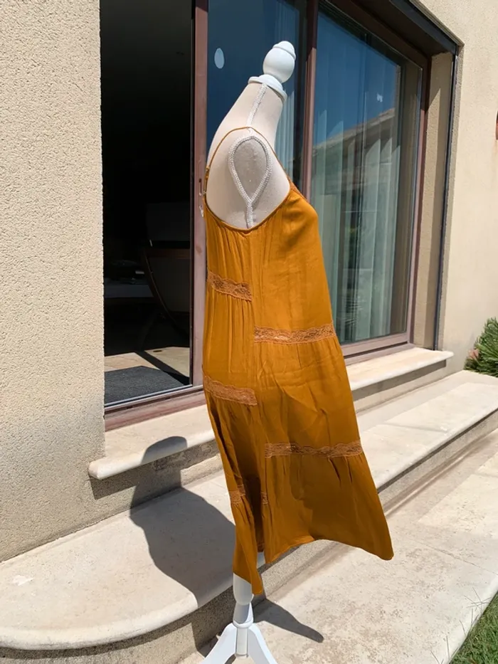 Robe à bretelle mi-longue ocre Les Petites taille S - photo numéro 13