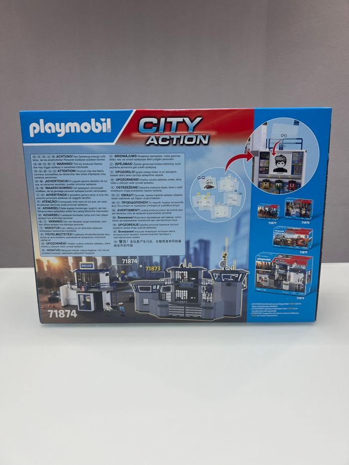 Playmobil City Action Police 71874 Poste de police avec salle de recherches - photo numéro 2