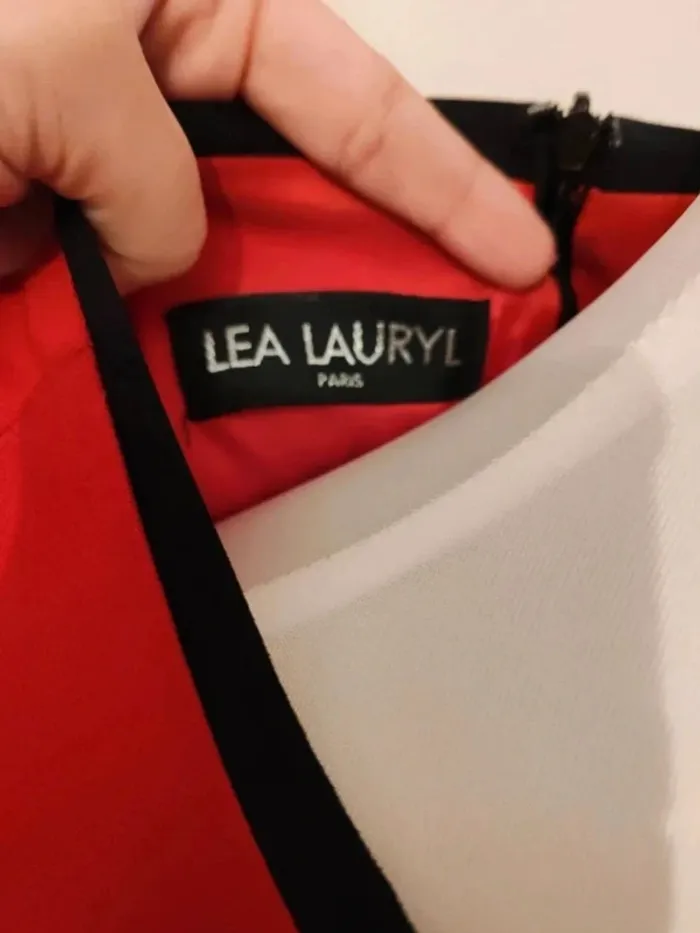 Robe cintrée taille 38 bicolore noire rouge Léa Lauryl Paris - photo numéro 6