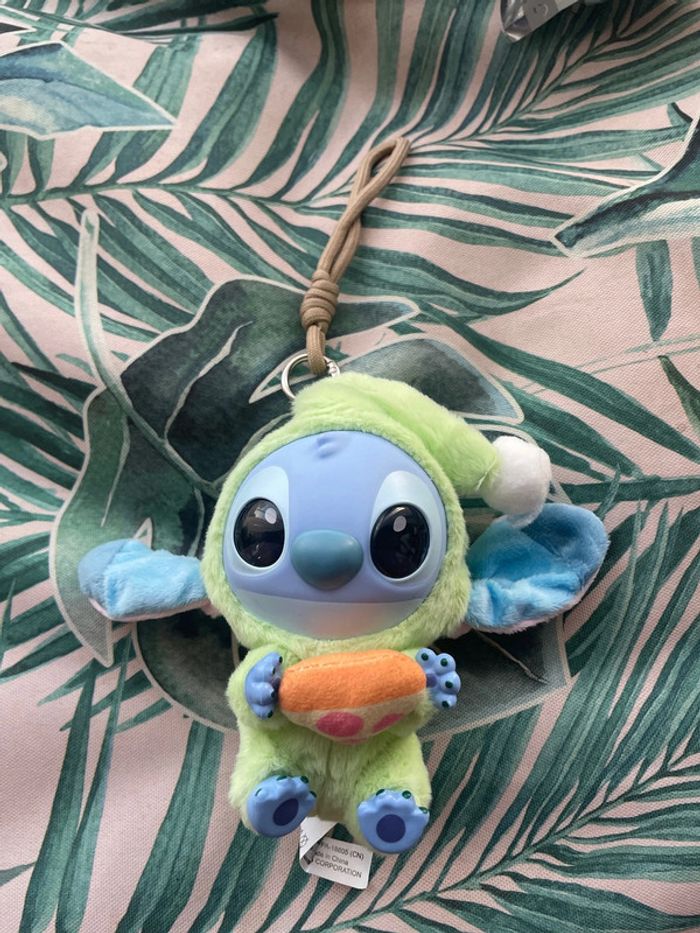 Labubu Stitch vert Neuf Disney Miniso - photo numéro 2