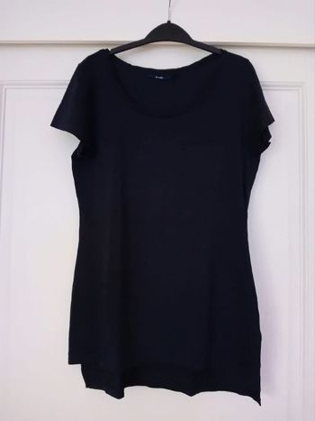 t-shirt bleu marine kiabi M 38/40